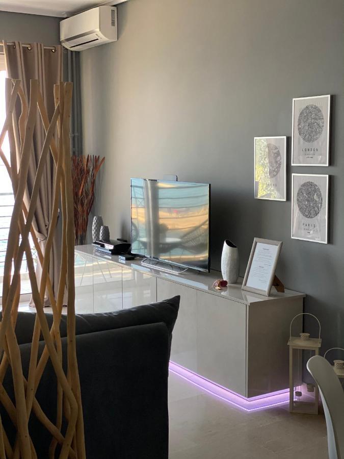 Seafront Kalamata Haven - Blue Luxury Suite Eksteriør billede