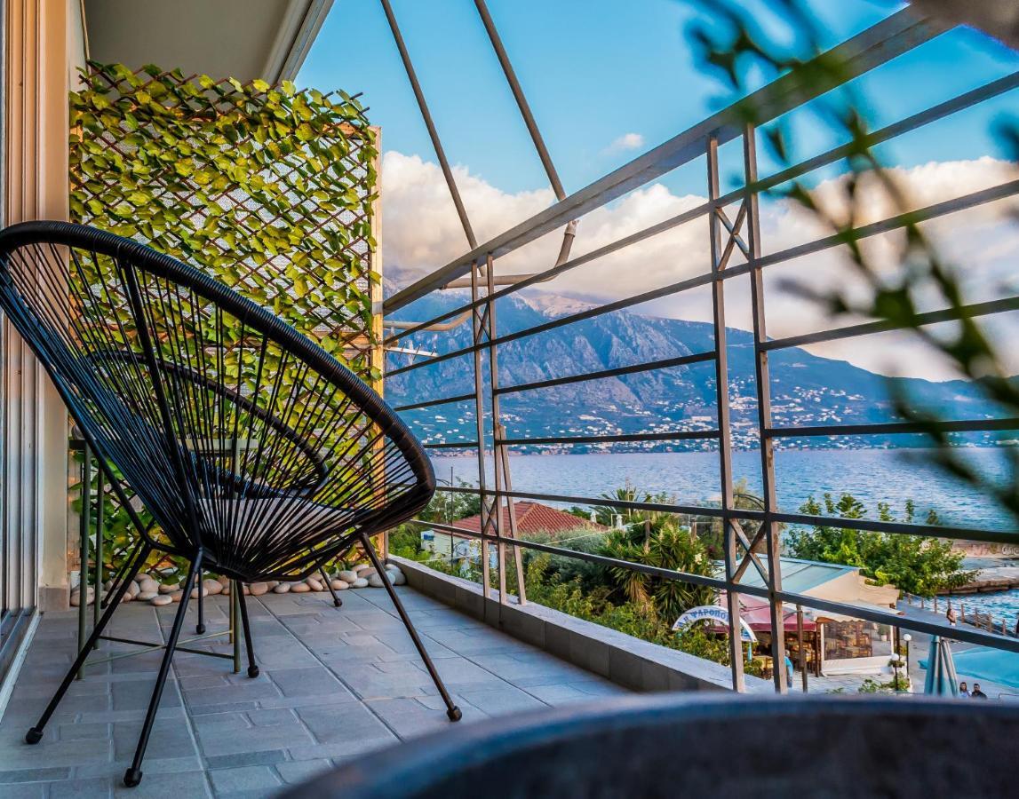 Seafront Kalamata Haven - Blue Luxury Suite Eksteriør billede